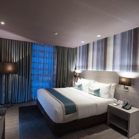 Bai Hotel Cebu Екстериор снимка