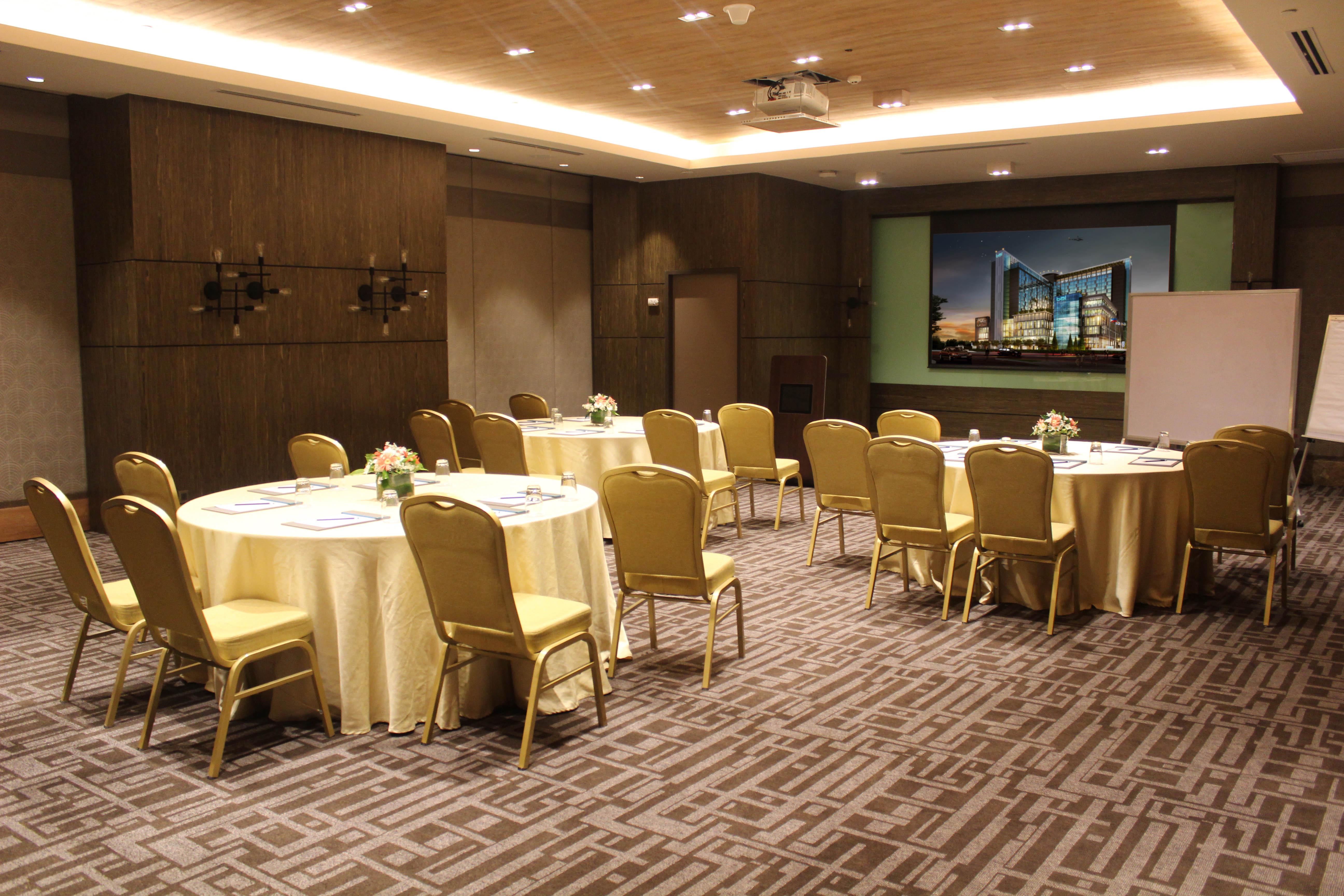 Bai Hotel Cebu Екстериор снимка