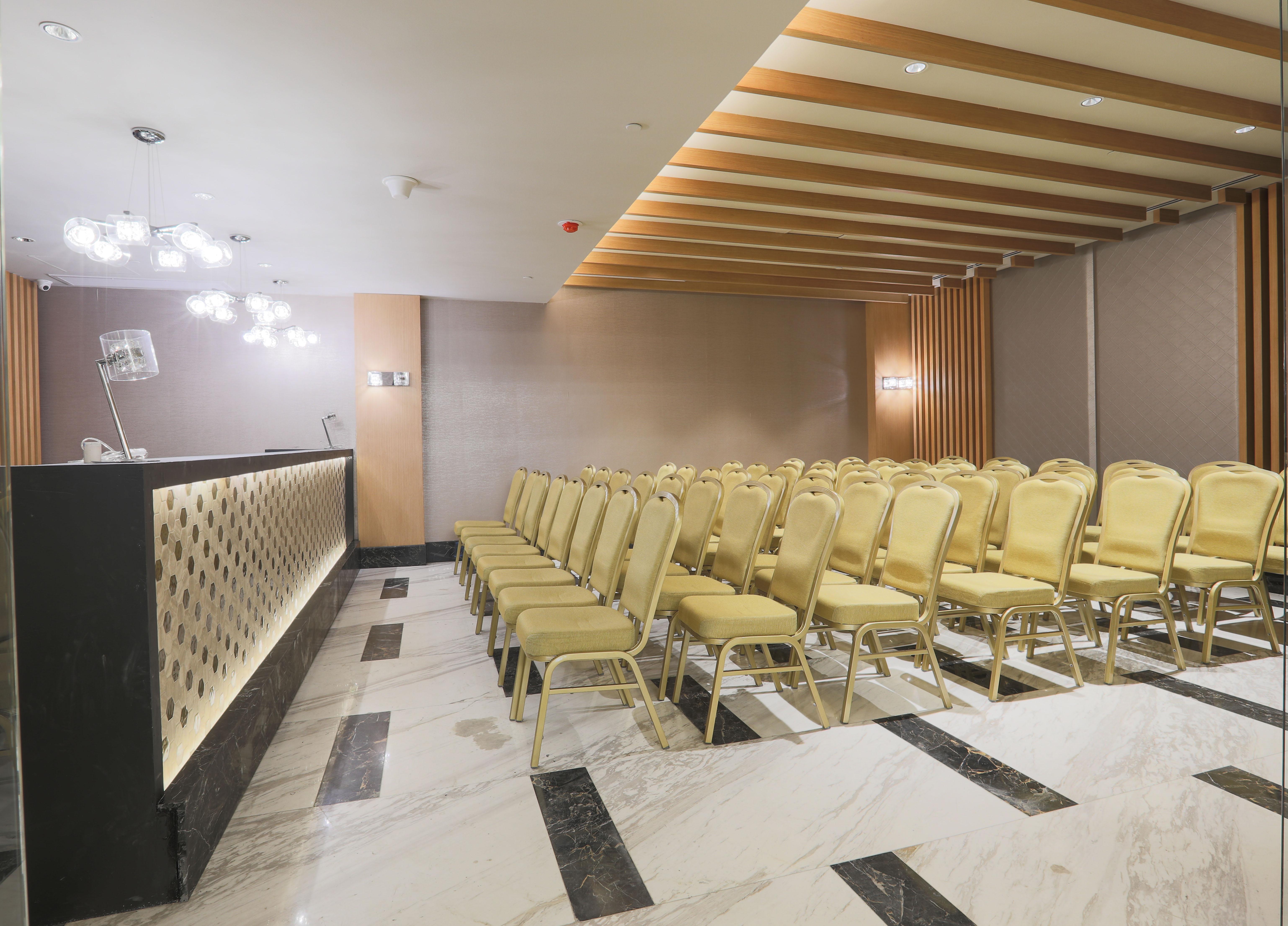 Bai Hotel Cebu Екстериор снимка