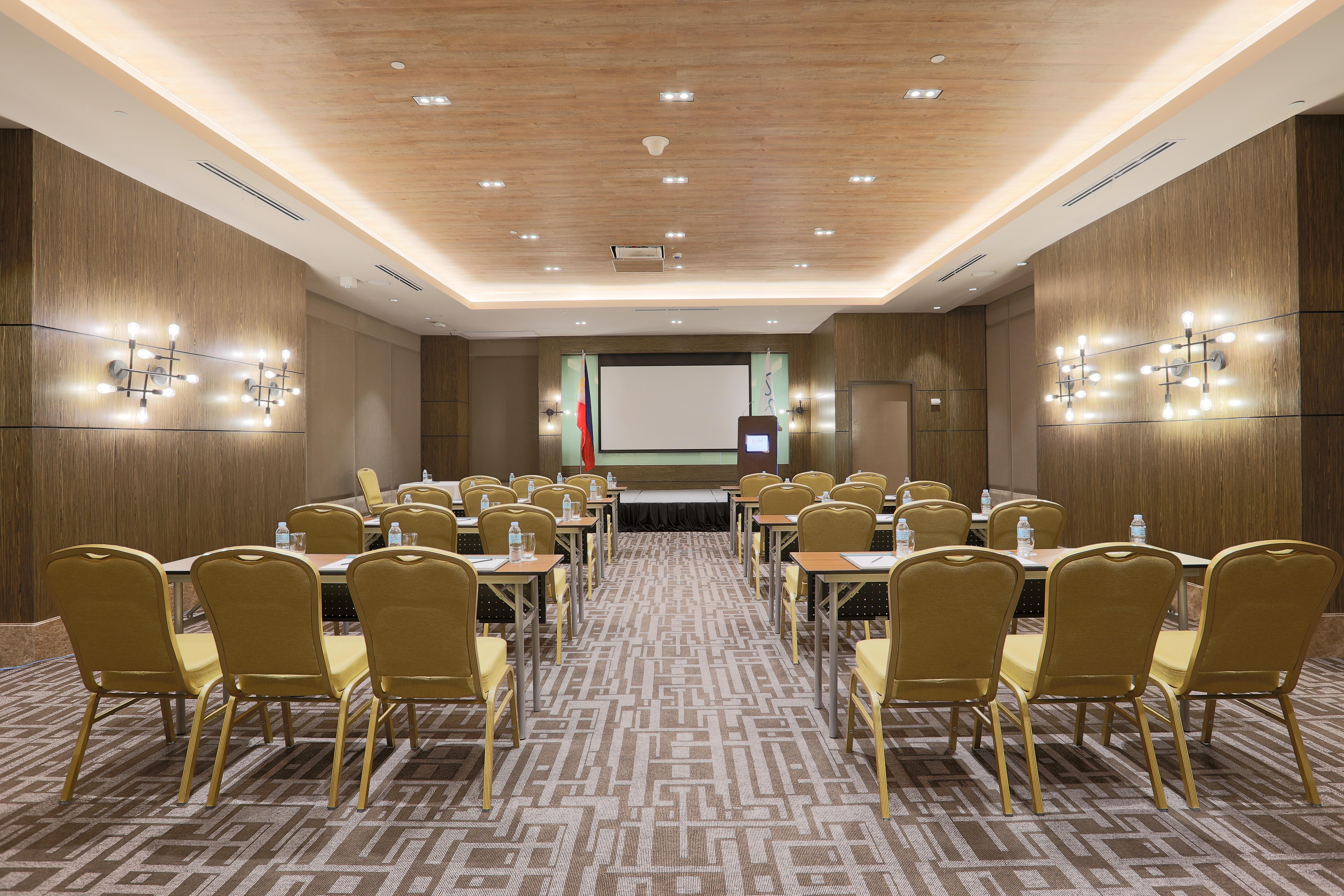 Bai Hotel Cebu Екстериор снимка