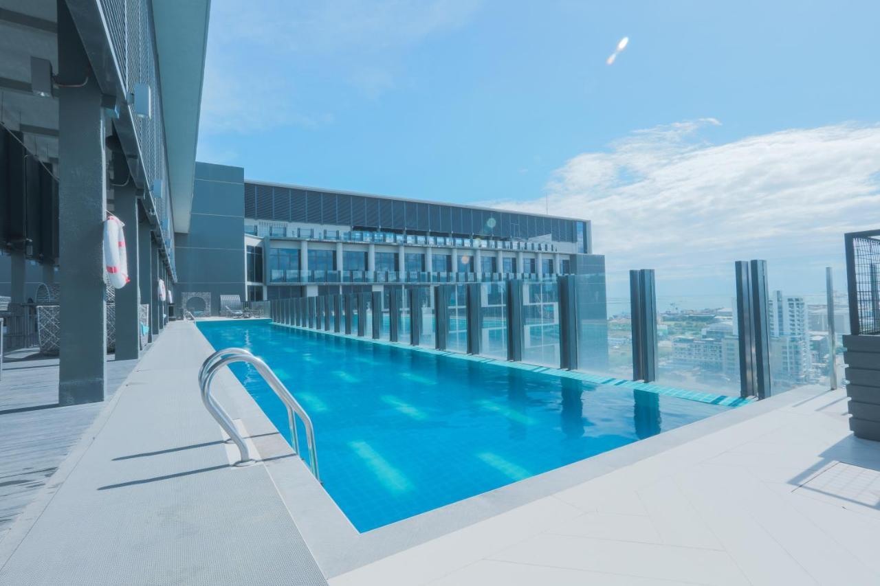 Bai Hotel Cebu Екстериор снимка